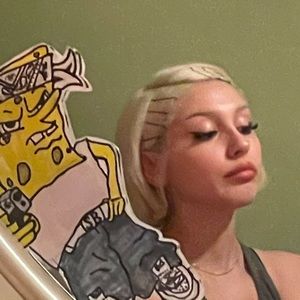 Meet your Posher, Naina